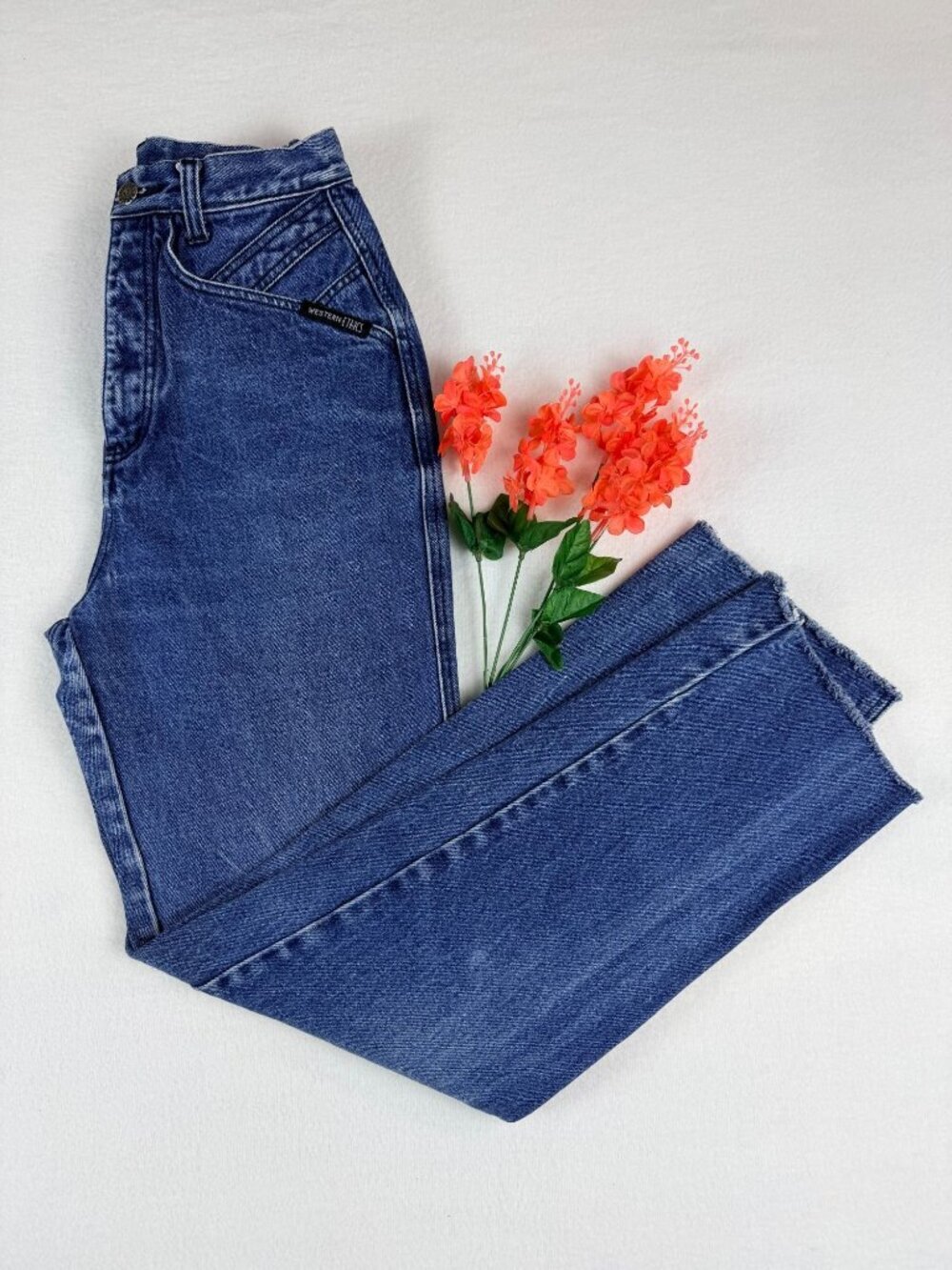 Western Ethics High-Waisted Blue Jeans Womens Size 25 Raw Hem Vintage Style
